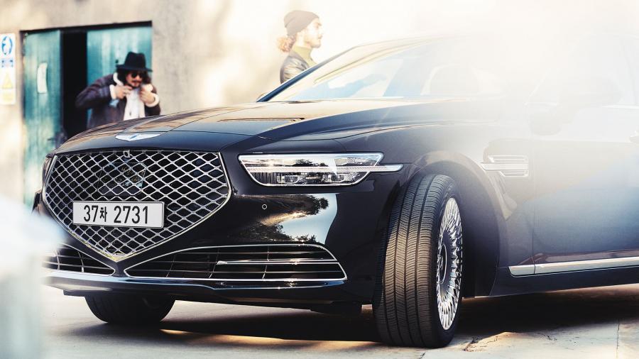 Детали экстерьера Genesis G90 2019 года  (KR) (фото 14 из 22)